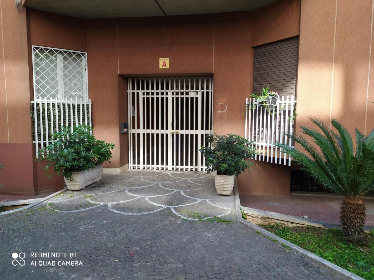 Casa Di Marco A Trastevere Rome Exterior photo